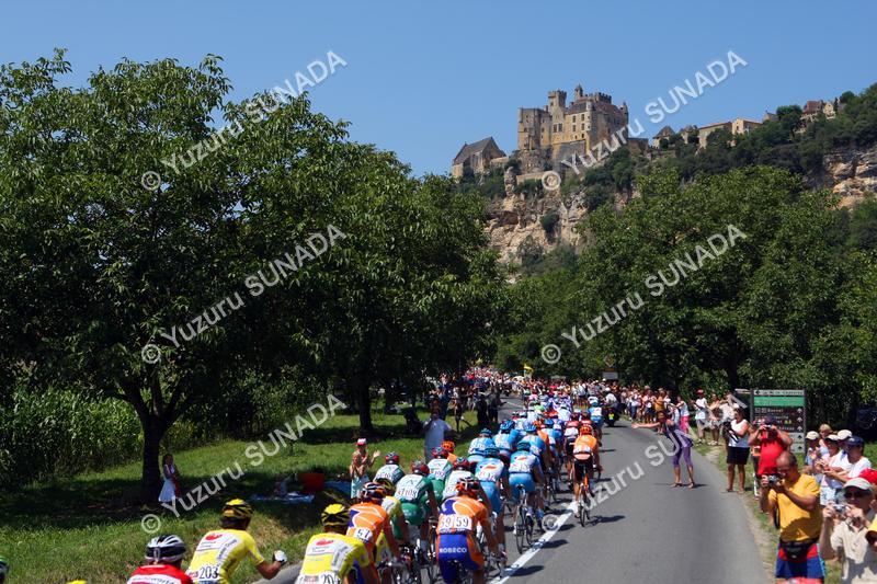 Peloton at Beynac-et-Cazenac002p.jpg